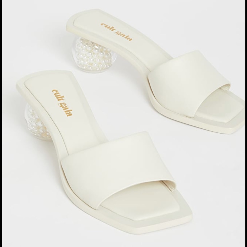 Cult Gaia Tao Pearl sandals